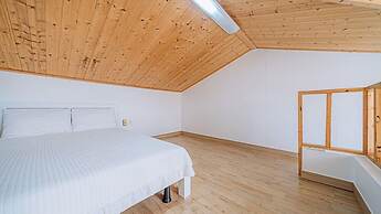 Way to Gonggogi Pension