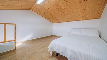 Way to Gonggogi Pension