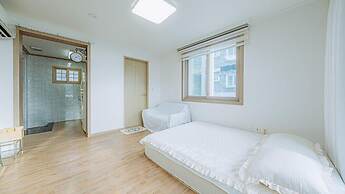 Way to Gonggogi Pension