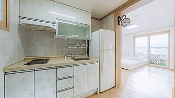 Way to Gonggogi Pension