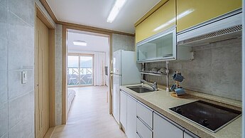 Way to Gonggogi Pension