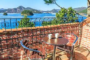 Beach castle hotel & resort