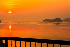 Beach castle hotel & resort