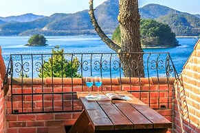 Beach castle hotel & resort