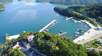 Beach castle hotel & resort