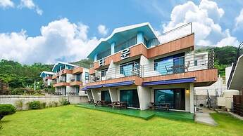 Blue Road Town Pension - Dalbit