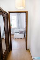 Warsaw Concierge Saxon Apartment