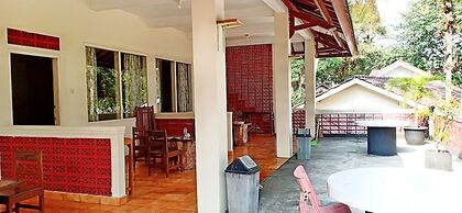 Bunga Ayu Seaside Resort