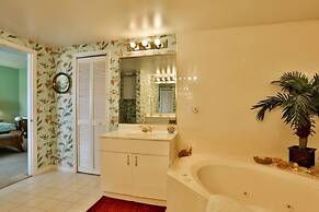 Surf And Racquet 101 3 Bedroom Condo by RedAwning