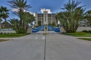 Surf And Racquet 101 3 Bedroom Condo by RedAwning