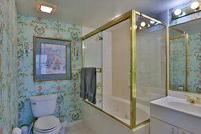 Surf And Racquet 101 3 Bedroom Condo by RedAwning