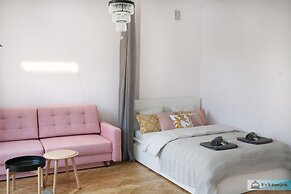 Warsaw Concierge Royal Baths Studio