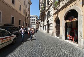 Clock Terrace House - FromHometoRome