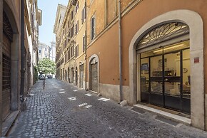 Via dei Cartari