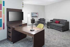 Hampton Inn & Suites Cape Canaveral Cruise Port