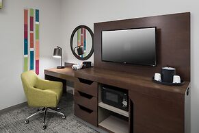 Hampton Inn & Suites Cape Canaveral Cruise Port