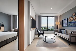 Four Points by Sheraton Phuket Patong Beach Resort