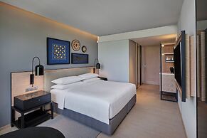 Four Points by Sheraton Phuket Patong Beach Resort