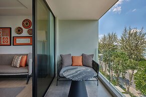 Four Points by Sheraton Phuket Patong Beach Resort