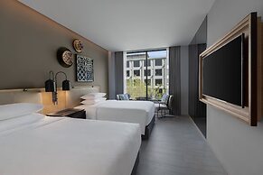 Four Points by Sheraton Phuket Patong Beach Resort