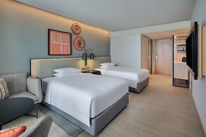 Four Points by Sheraton Phuket Patong Beach Resort