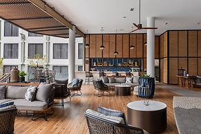 Four Points by Sheraton Phuket Patong Beach Resort