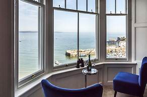 Fishermans Catch 2 Bedroom L. Apartment
