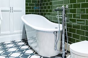 Fishermans Catch 2 Bedroom L. Apartment