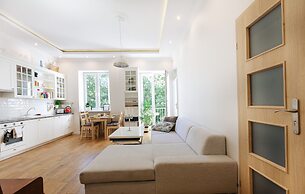 Warsaw Concierge Travellers Nest Wspolna