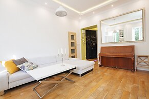 Warsaw Concierge Travellers Nest Wspolna