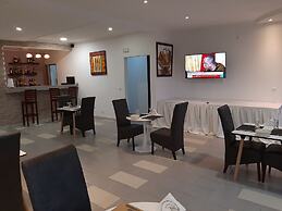 Residence Hoteliere Flana B