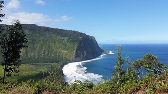 Hale Ki'i Maka Manu 4 Bedroom Home by RedAwning