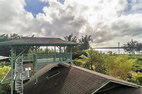Hale Ki'i Maka Manu 4 Bedroom Home by RedAwning