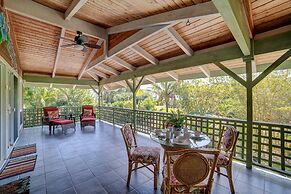 Hale Ki'i Maka Manu 4 Bedroom Home by RedAwning
