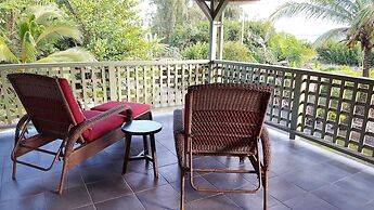 Hale Ki'i Maka Manu 4 Bedroom Home by RedAwning