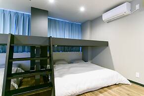 Black Gate Nippombashi