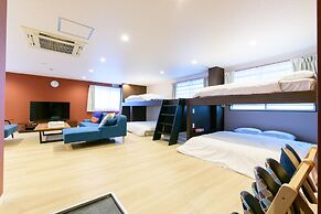 Black Gate Nippombashi