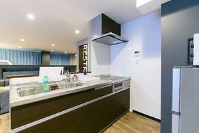 Black Gate Nippombashi