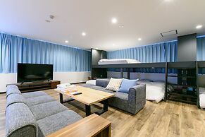 Black Gate Nippombashi