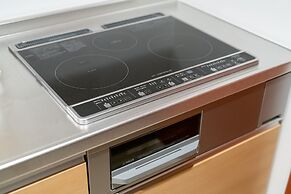 Black Gate Nippombashi