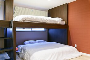 Black Gate Nippombashi