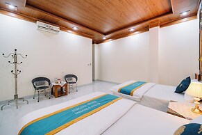 HG Hostel and Motobikes