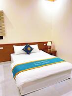 HG Hostel and Motobikes