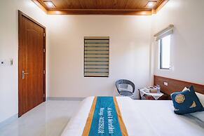 HG Hostel and Motobikes