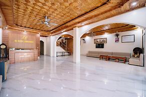 HG Hostel and Motobikes