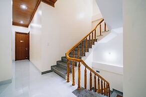 HG Hostel and Motobikes