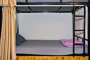 HG Hostel and Motobikes