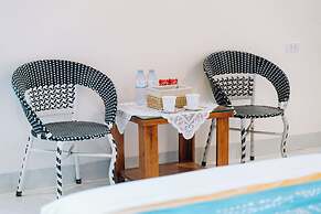 HG Hostel and Motobikes