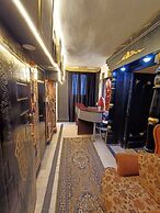 Castle Hotel - Hostel