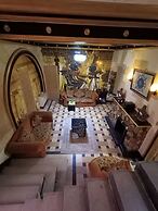 Castle Hotel - Hostel